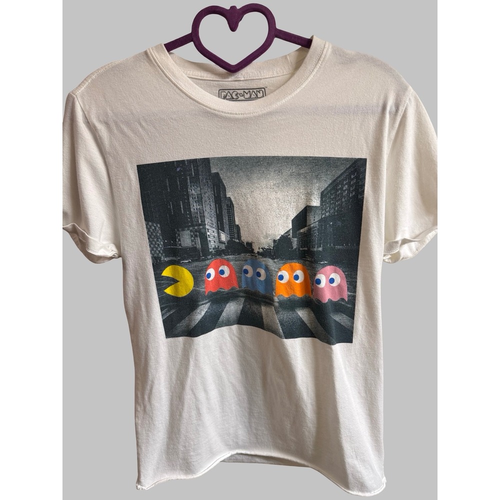 Pac Man Ghost City Graphic Tee Women's Small White Short Sleeve Casual‎ Top